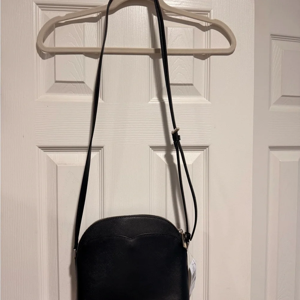 NWT Kate Spade Payton Dome Crossbody Black Saffiano Leather Gold Hardware - Picture 10 of 14